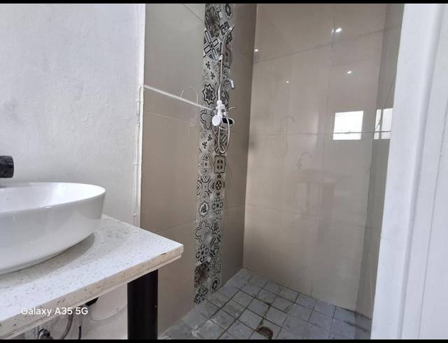 1 BEDROOM PROPERTY TO RENT IN BLUFF